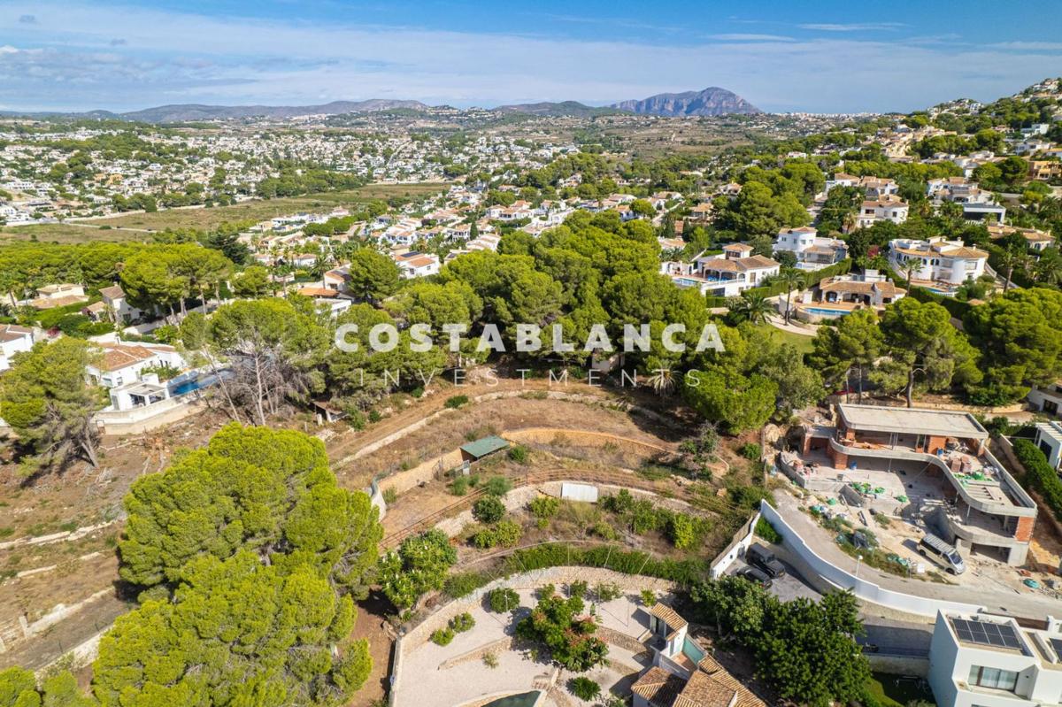 Terreno en venta en Moraira, Alicante photo 1