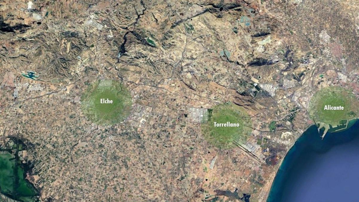 Terreno en venta en Elche / Elx, Alicante photo 4