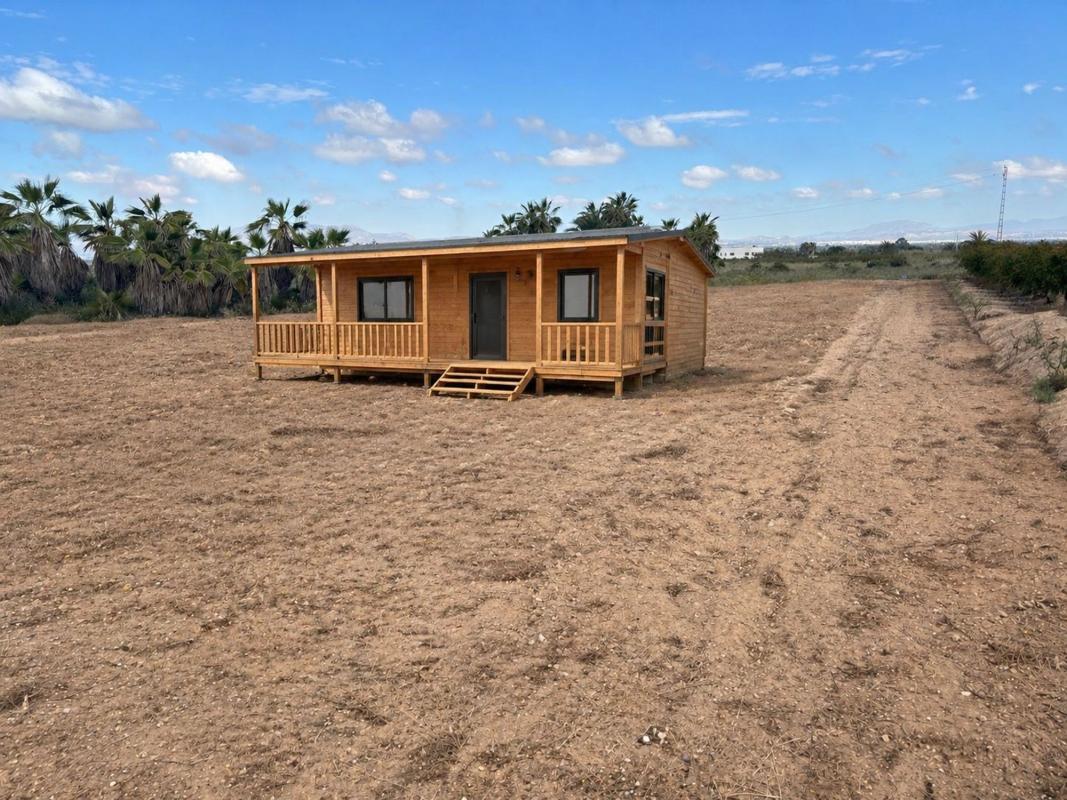 Terreno en venta en Elche / Elx, Alicante photo 1