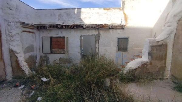 Terreno en Calle Numancia, Centro, Elda thumbnail 3