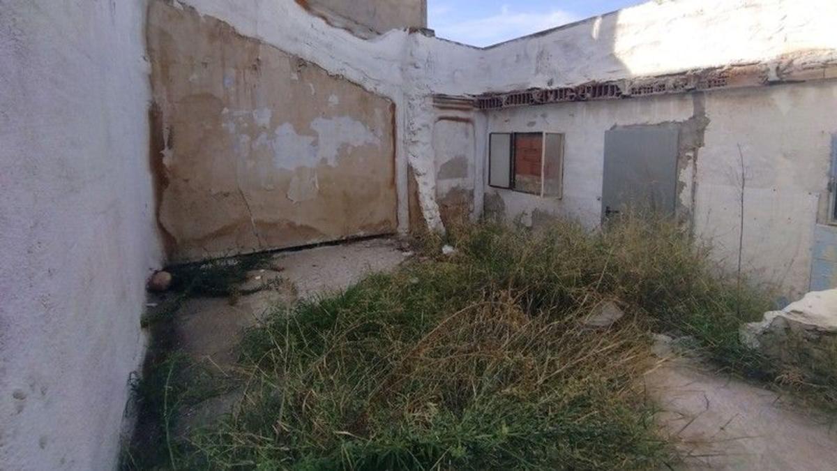 Land for sale in Elda, Alicante photo 5