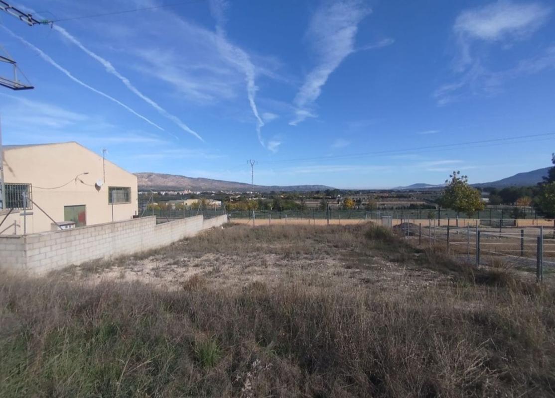 Terreno en venta en Campo de Mirra, Alicante photo 1