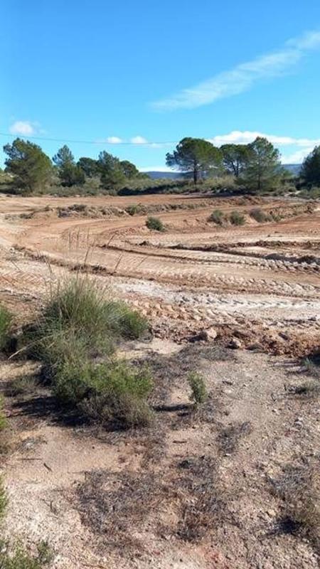 Terreno en venta en Castalla, Alicante photo 4