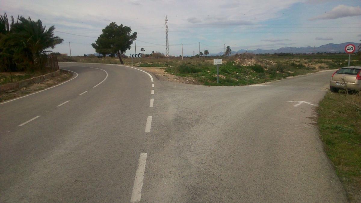 Terreno en venta en Elche / Elx, Alicante photo 1