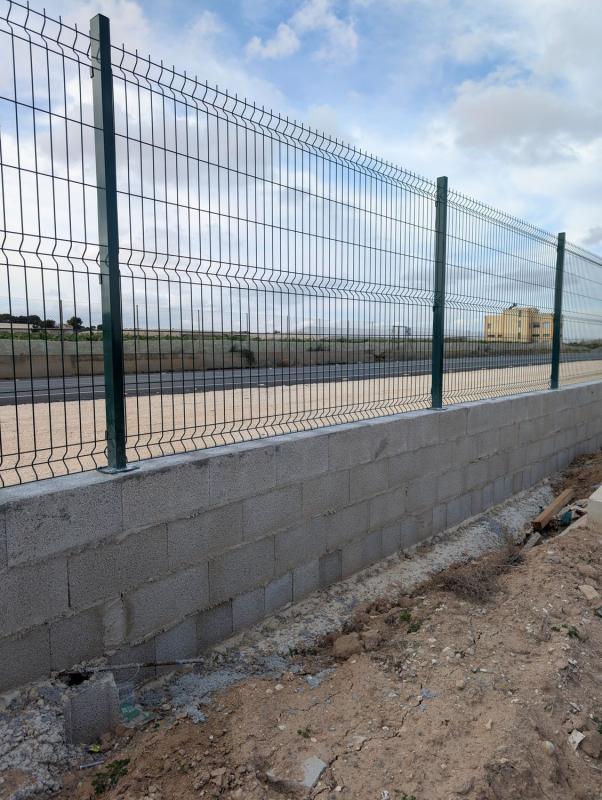 Terreno en venta en Elche / Elx, Alicante photo 2
