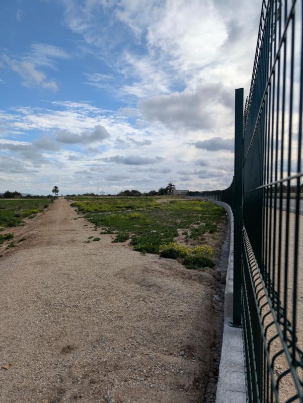 Terreno en venta en Elche / Elx, Alicante photo 3
