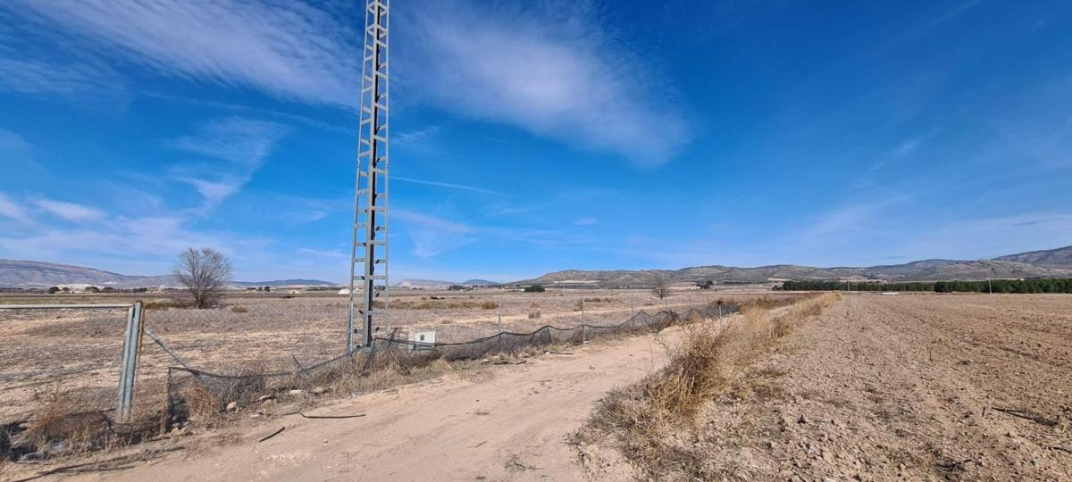 Terreno en venta en Villena, Alicante photo 5