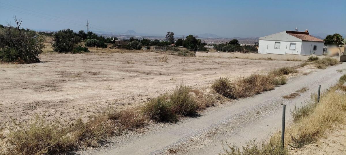 Terreno en venta en Busot, Alicante photo 4