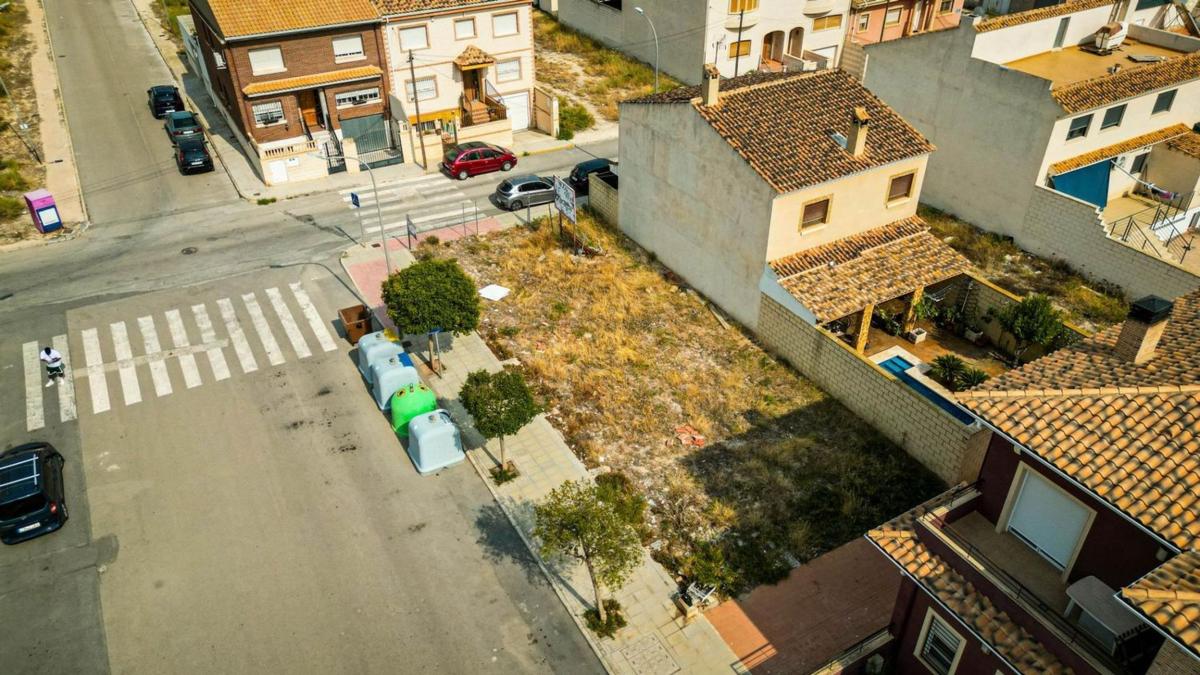 Terreno en venta en Elda, Alicante photo 3