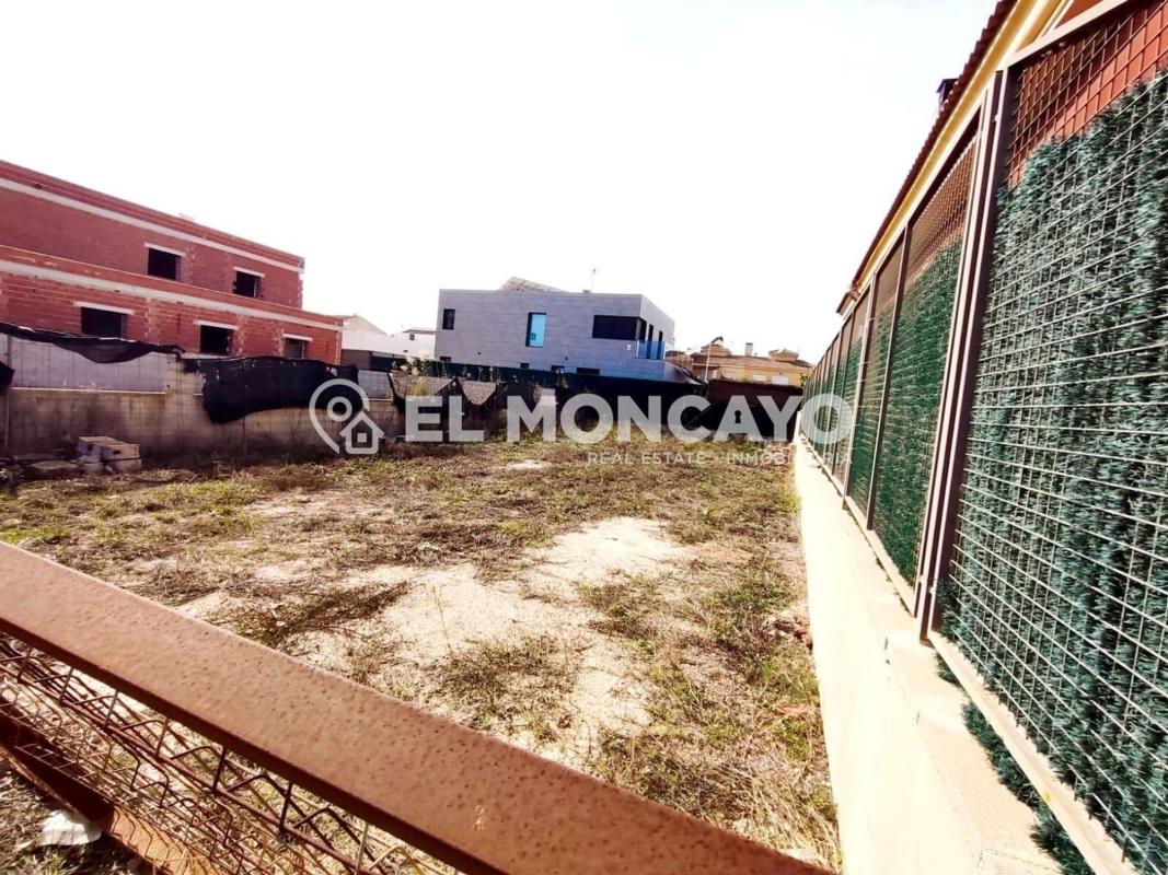 Land for sale in Almoradí, Alicante photo 2