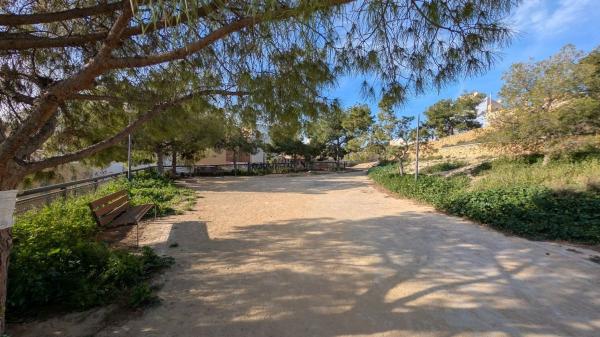 Terreno en Calle Sant Vicente del Raspeig, Villafranqueza, Alicante / Alacant thumbnail 3