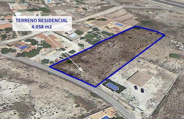 Terreno en Avenida de las Islas, 23, Moralet photo 1