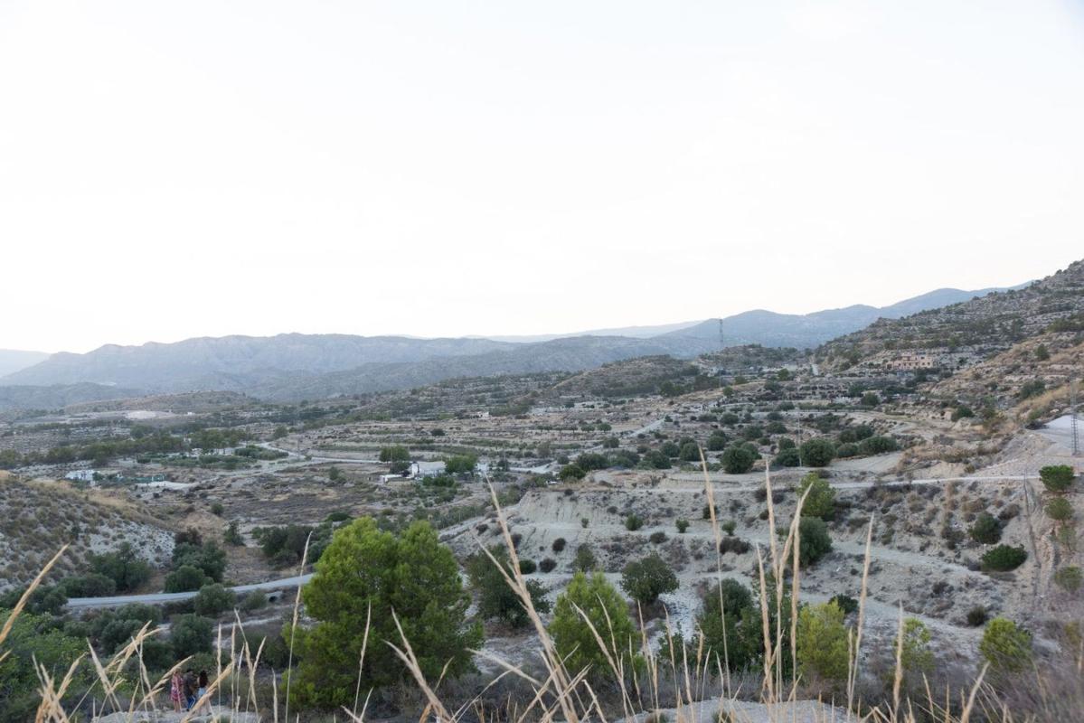 Terreno en venta en Busot, Alicante photo 2