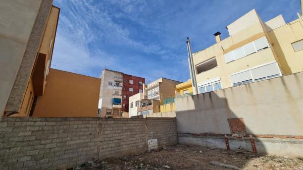 Terreno en Calle Comuner Castill, Novelda thumbnail 3