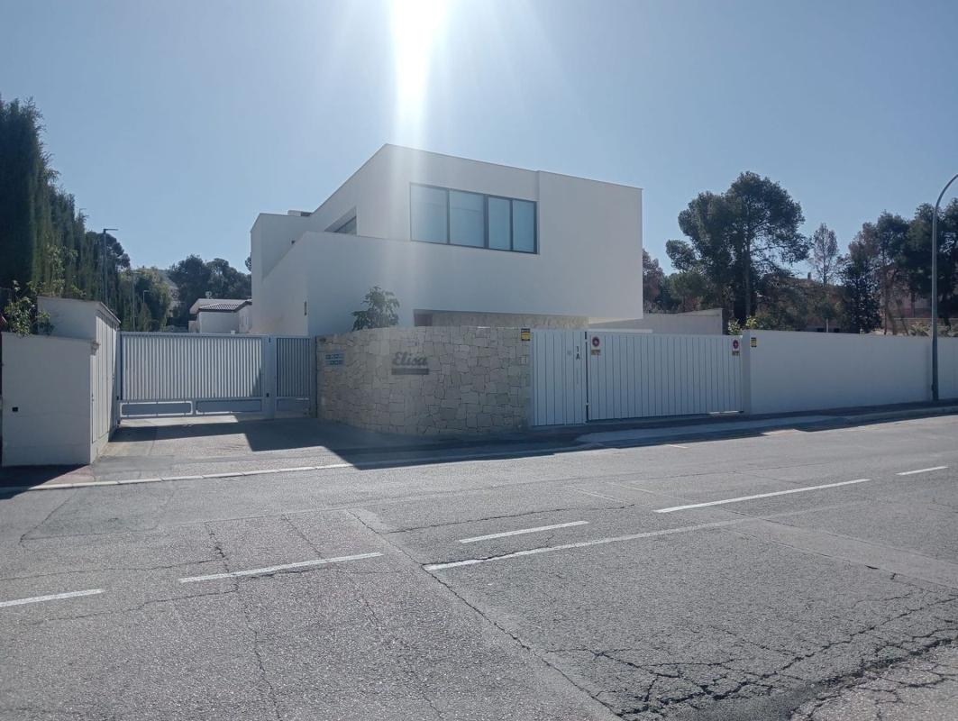 Terreno en venta en Petrer, Alicante photo 2