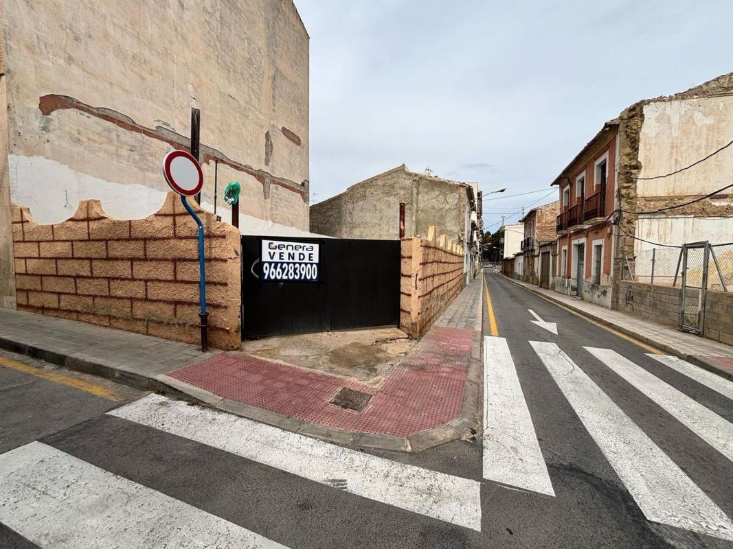 Terreno en venta en Alicante / Alacant, Alicante photo 2