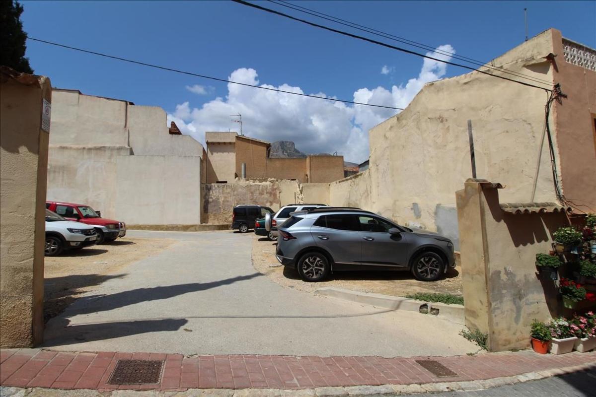 Terreno en venta en Finestrat, Alicante photo 2
