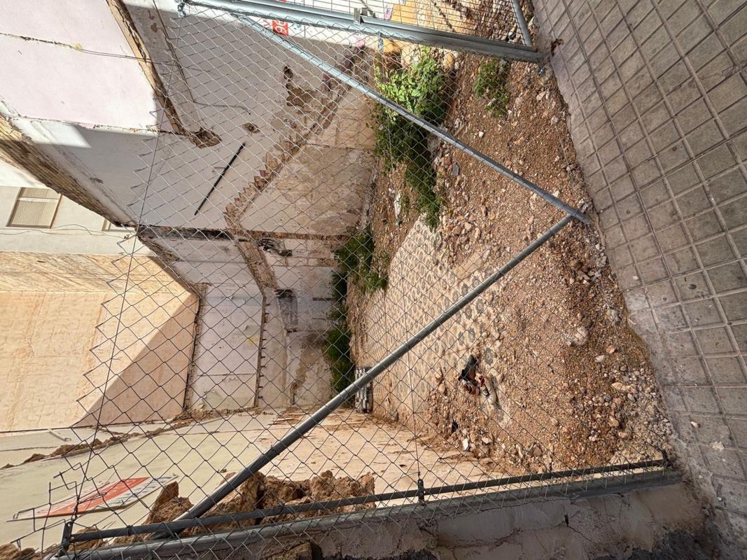 Terreno en venta en Elche / Elx, Alicante photo 1
