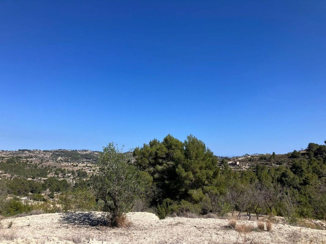 Terreno en venta en Benissa, Alicante photo 1