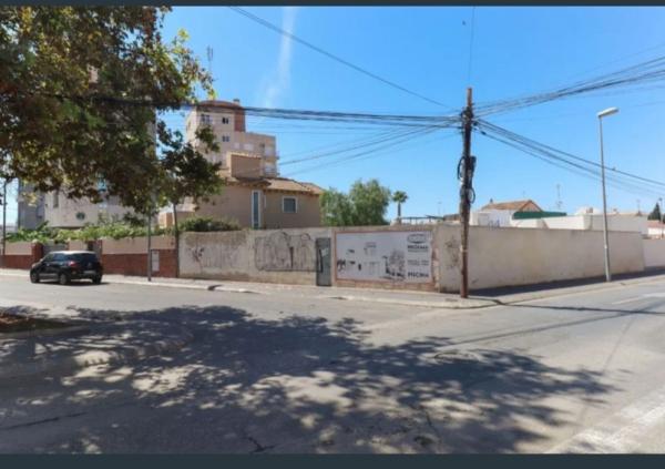 Terreno en Calle Matilde Peñaranda, 7, Nueva Torrevieja, Torrevieja thumbnail 3