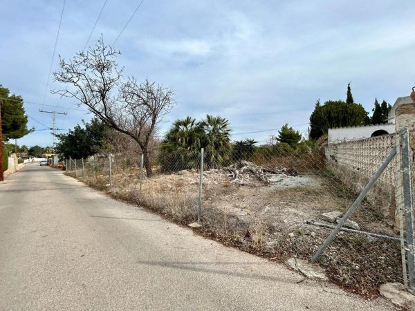 Terreno en El Montgó, Denia photo 1