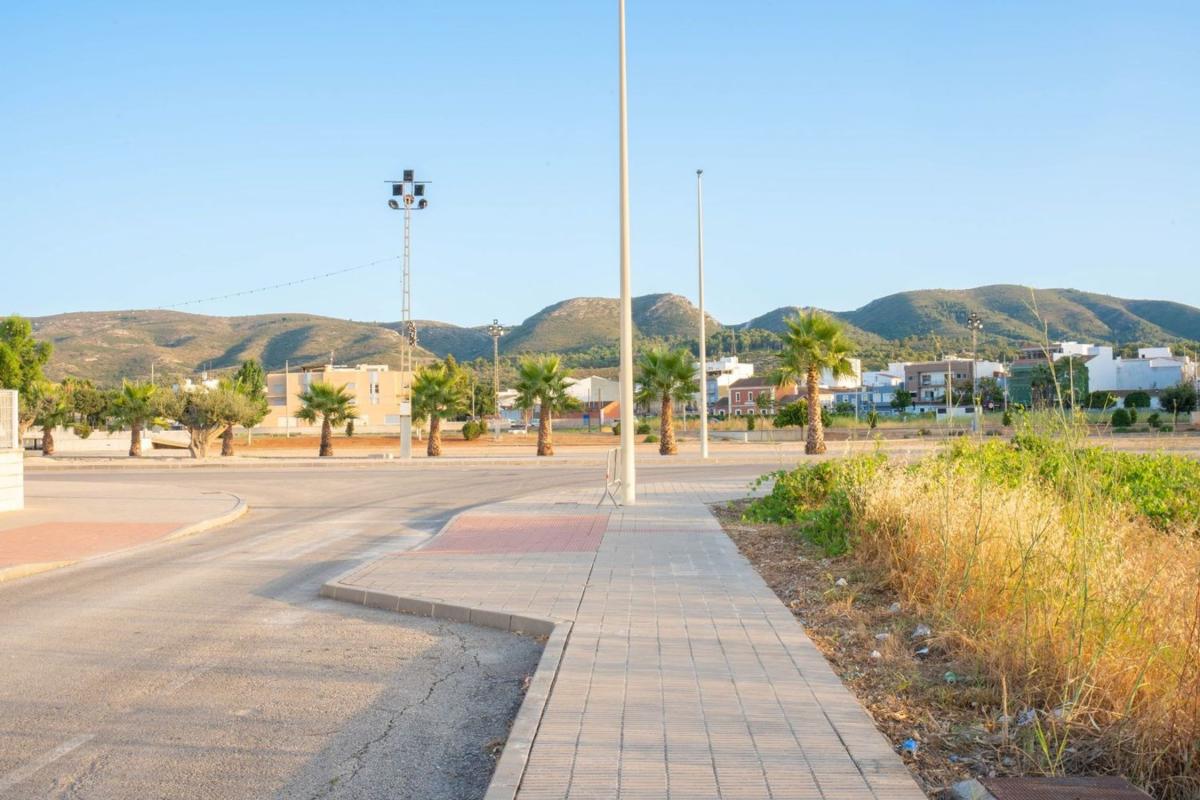 Terreno en venta en Gata de Gorgos, Alicante photo 2