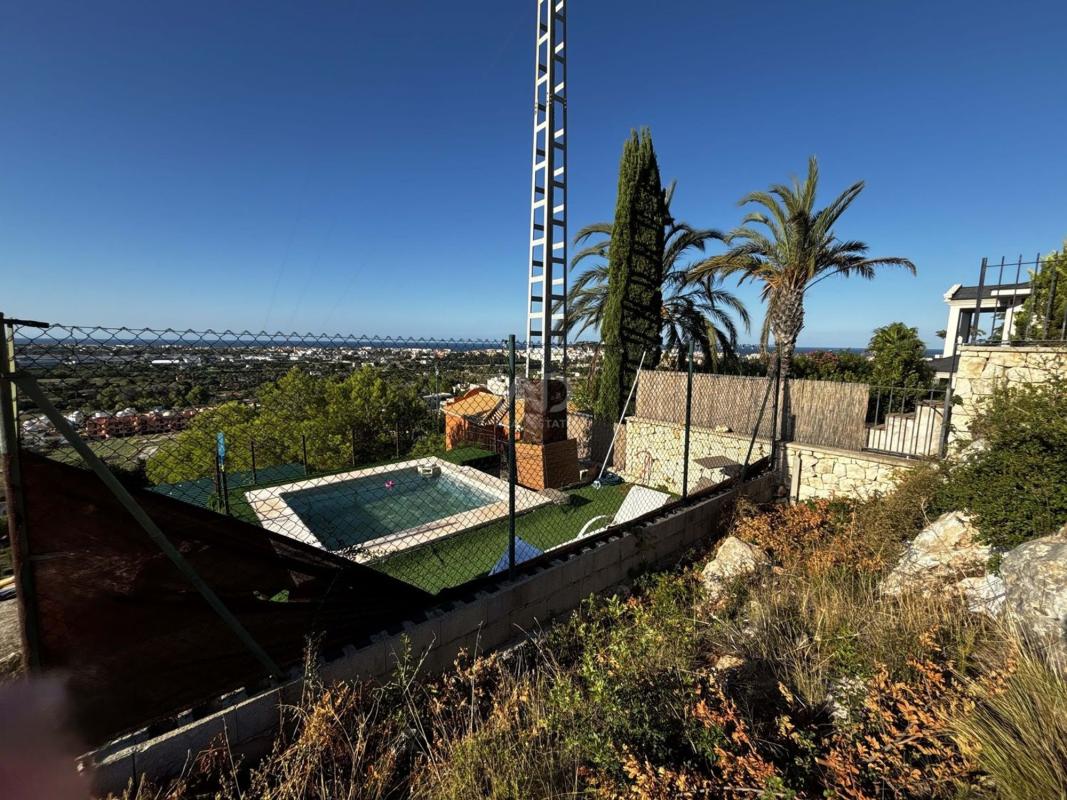 Terreno en venta en Denia, Alicante photo 2