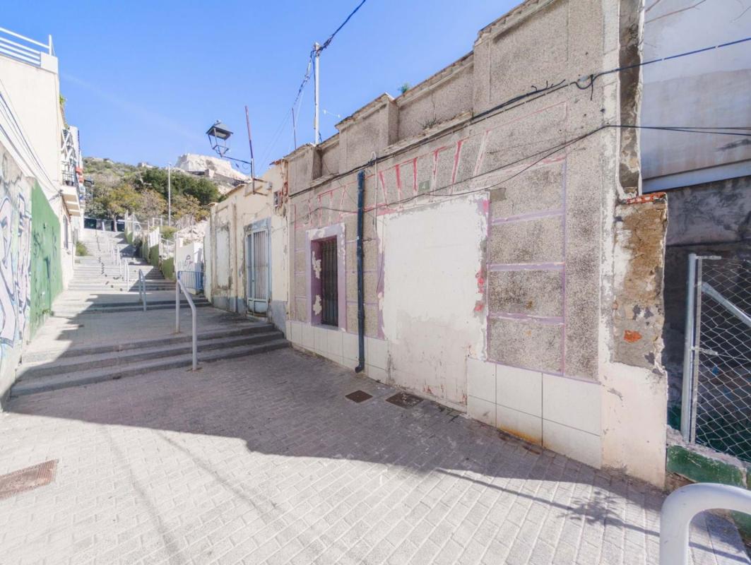 Terreno en venta en Alicante / Alacant, Alicante photo 2