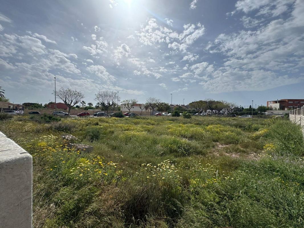 Terreno en venta en Mutxamel, Alicante photo 3