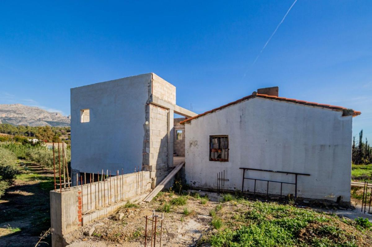 Land for sale in La Nucia, Alicante photo 4
