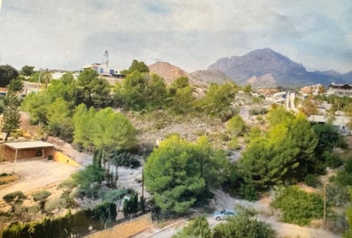 Działka na sprzedaż w Benidorm, Alicante photo 1