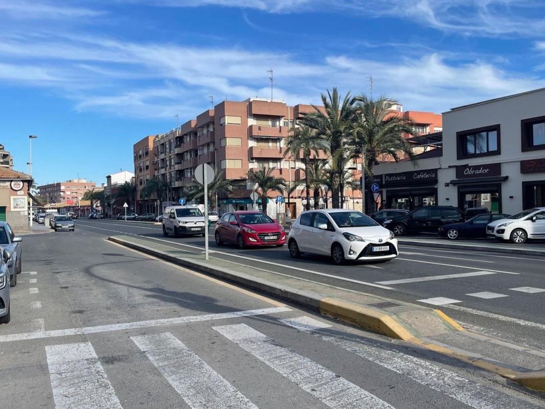 Terreno en venta en Elche / Elx, Alicante photo 1