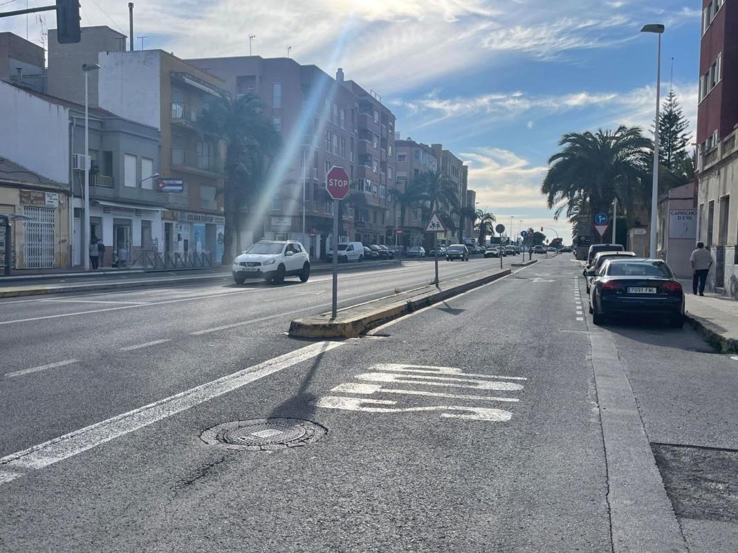 Terreno en venta en Elche / Elx, Alicante photo 2