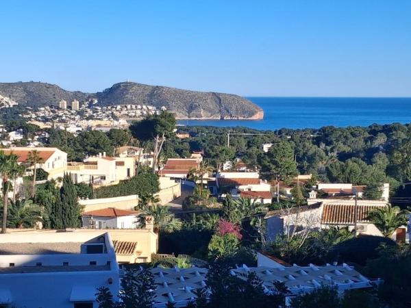 Terreno en Pinar de Advocat-Cometa, Moraira photo 1