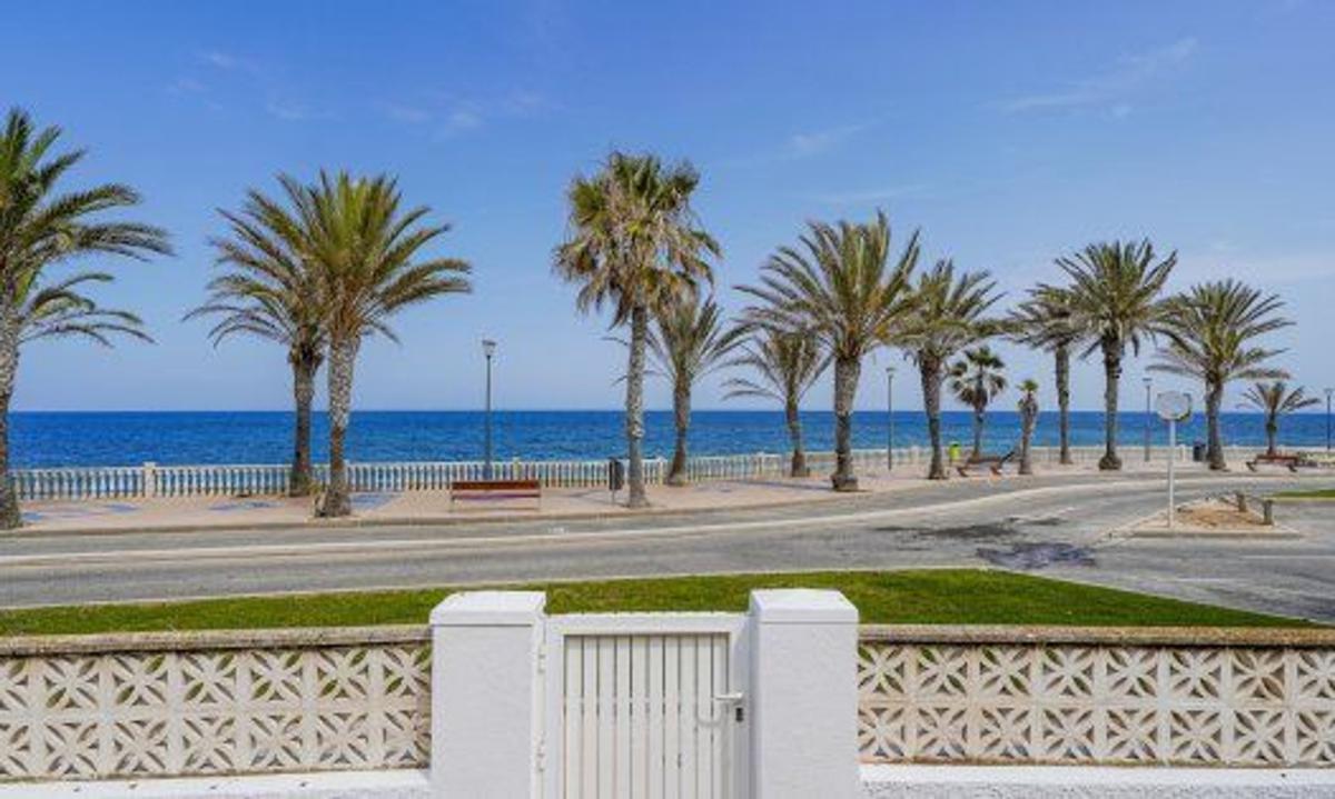 Terreno en venta en Pilar de la Horadada, Alicante photo 3