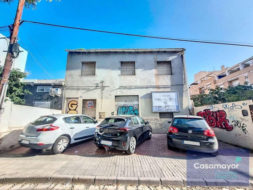 Terreno en venta en Alicante / Alacant, Alicante photo 1