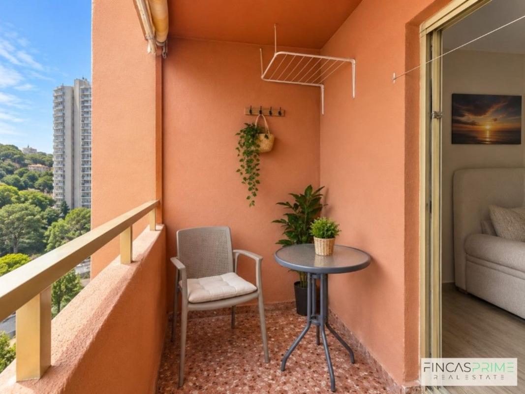 Venta de piso en Piso en Avenida de Montecarlo, Zona Sierra Helada, Benidorm, Benidorm
photo 2