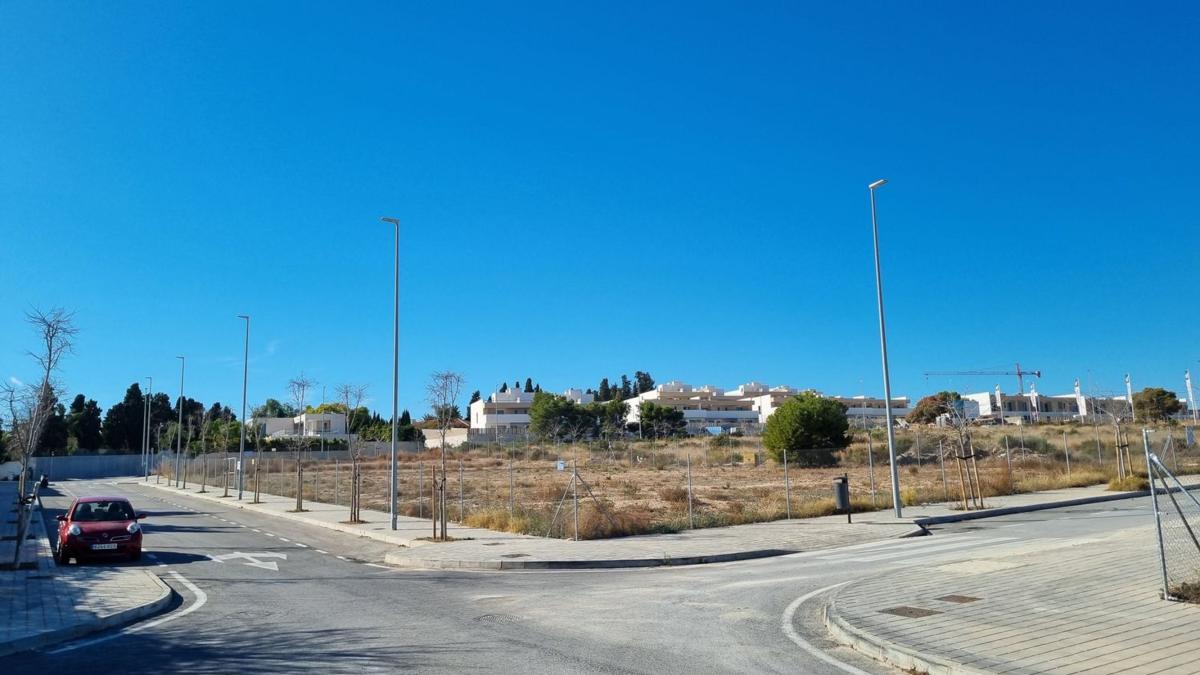 Działka na sprzedaż w Alicante / Alacant, Alicante photo 1
