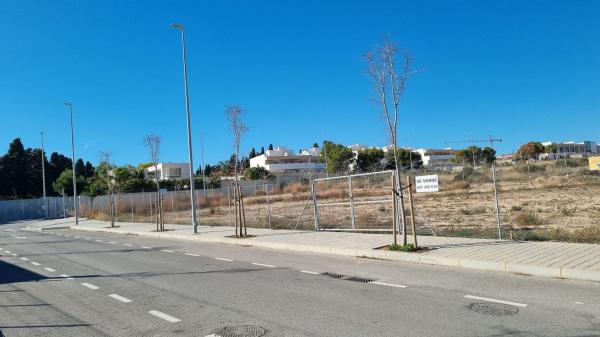 Terreno en Calle De La Torre Roja, 3, Vistahermosa, Alicante / Alacant photo 2
