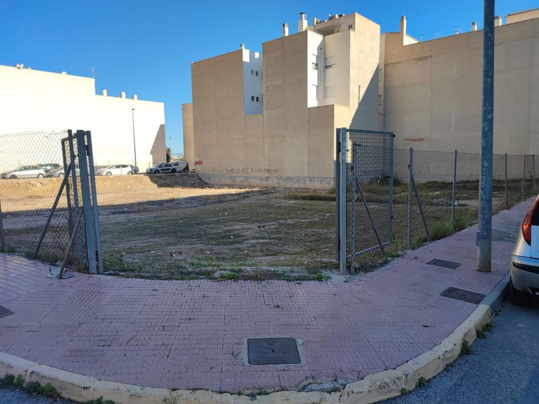 Terreno en venta en Callosa de Segura, Alicante photo 3