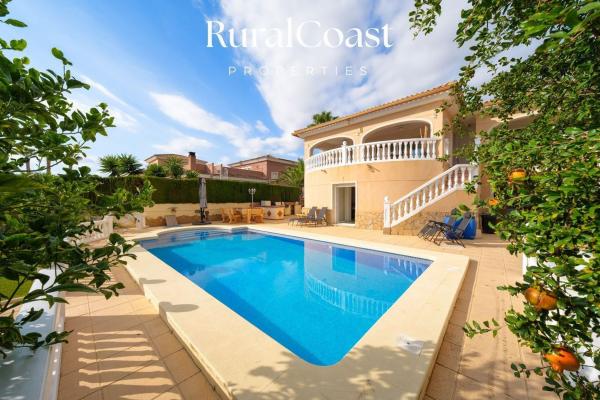 Casa o chalet independiente en Calle Castellers, Busot photo 1