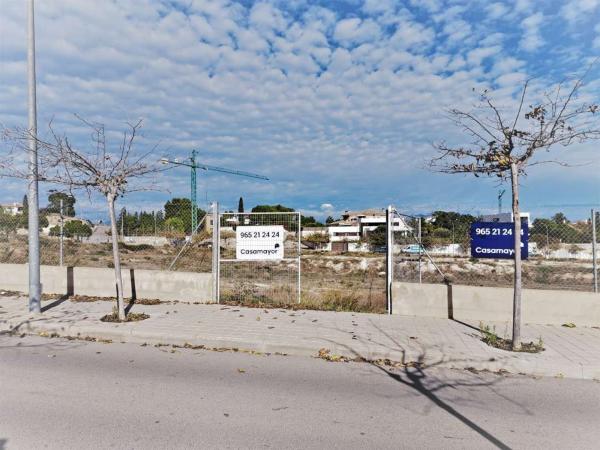 Terreno en Calle del Eucalipto, Vistahermosa, Alicante / Alacant photo 1
