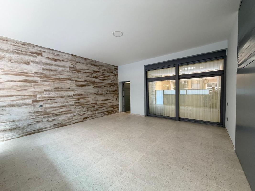 Venta de piso en Piso en Calle la Sal, Playa del Cura, Torrevieja, Torrevieja
photo 5