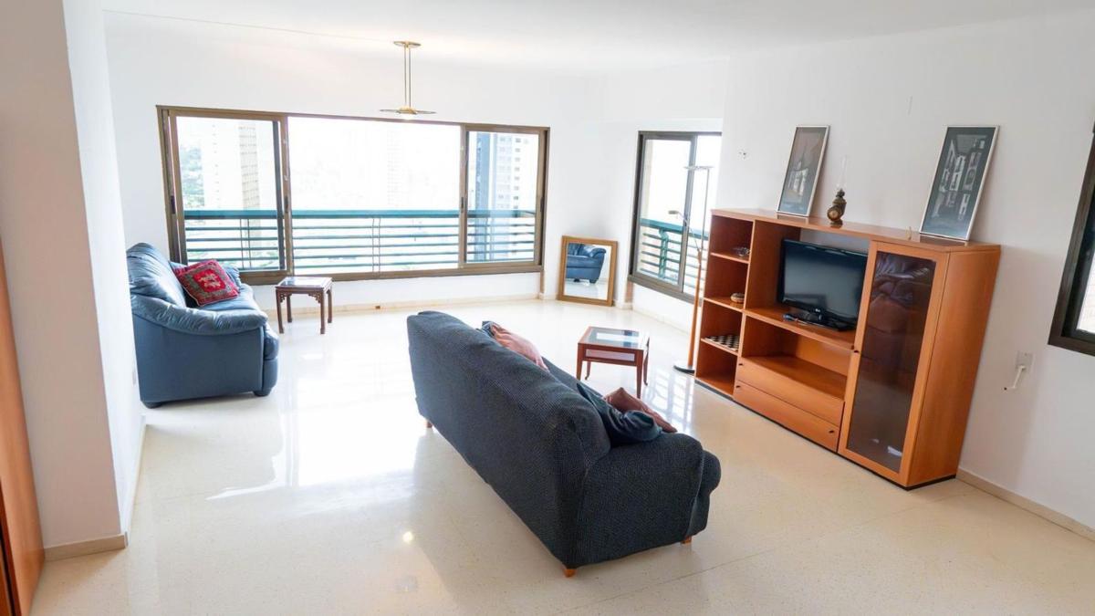 Продажа квартиры на Piso en Playa de Poniente, Benidorm, Бенидорм
photo 1