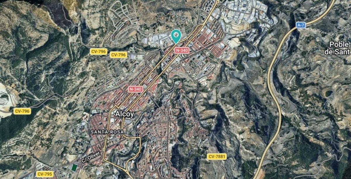 Продажа квартиры на Piso en Sagrada Familia, Barri Zona Nord, Alcoy / Alcoi, Алкой
photo 3