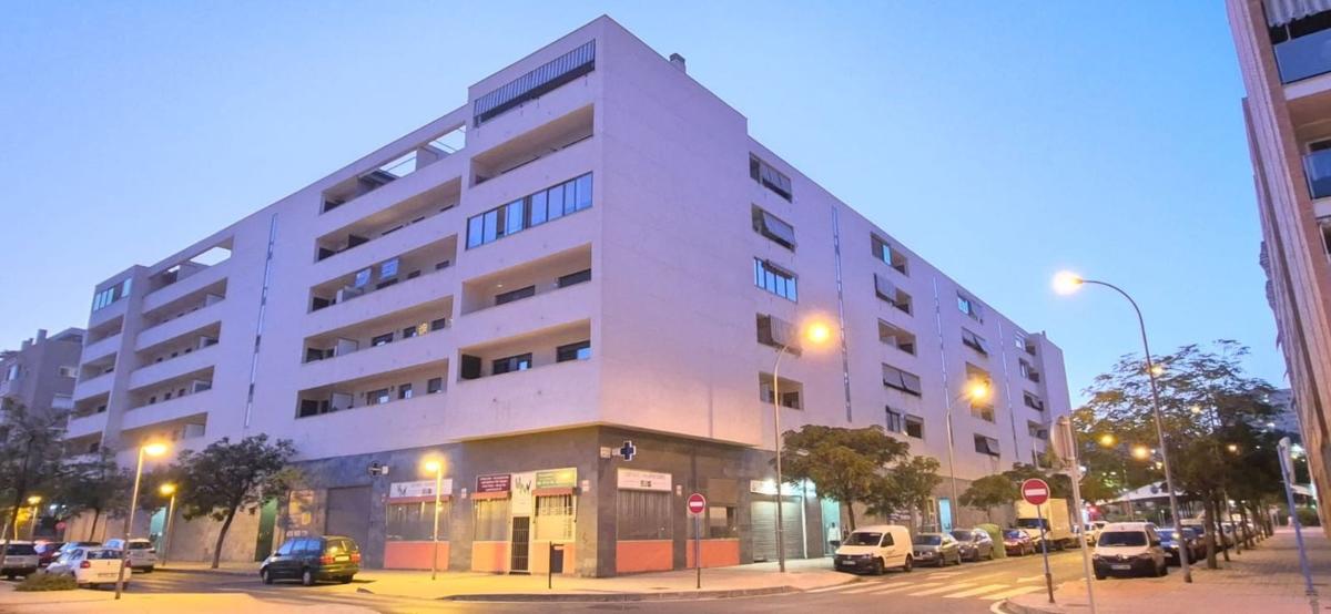 Продажа квартиры на Piso en Calle Els Poblets, 7, Garbinet - Parque de las Avenidas, Alicante / Alacant, Аликанте / Алакант
photo 1