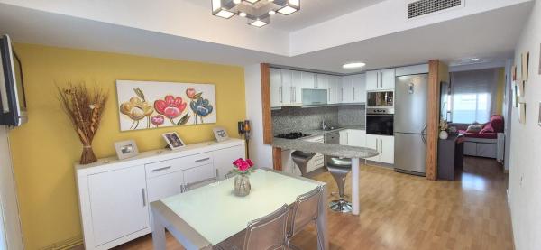 Venta de piso en Piso en Calle Els Poblets, 7, Garbinet - Parque de las Avenidas, Alicante / Alacant, Alicante / Alacant
 photo 4