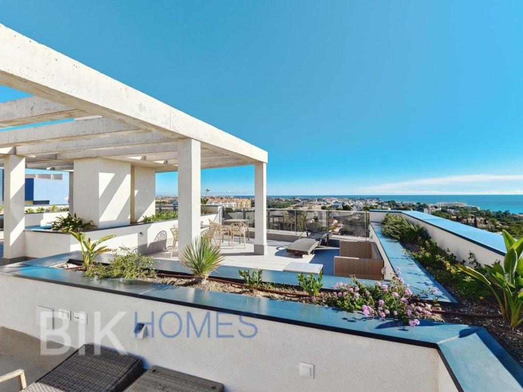 Продажа квартиры на Piso en Dehesa de Campoamor, Orihuela, Ориуэла
photo 1