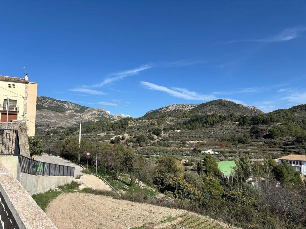 Properties for sale and rent in Spain photo 5