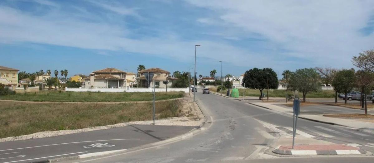 Terreno en venta en Denia, Alicante photo 3